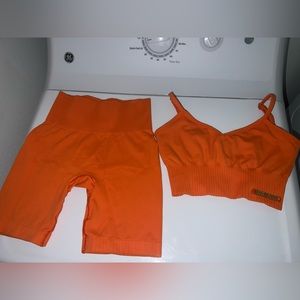 Orange Bo and tee seamless set